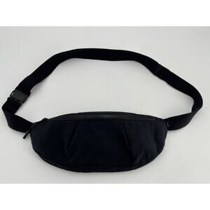 Athleta Kinetic Waist Bag Black Fanny Pack